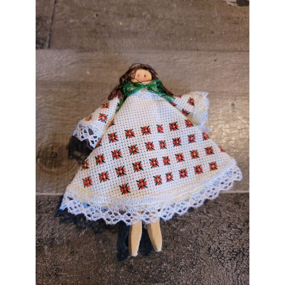 Handmade white dress Floral pattern girl figure decor